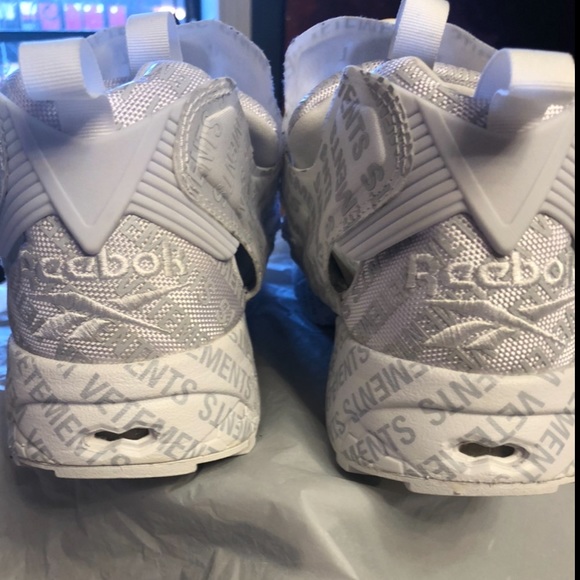 Vetements Logo Reebok White Emoji SIZE US 13 - Picture 1 of 14